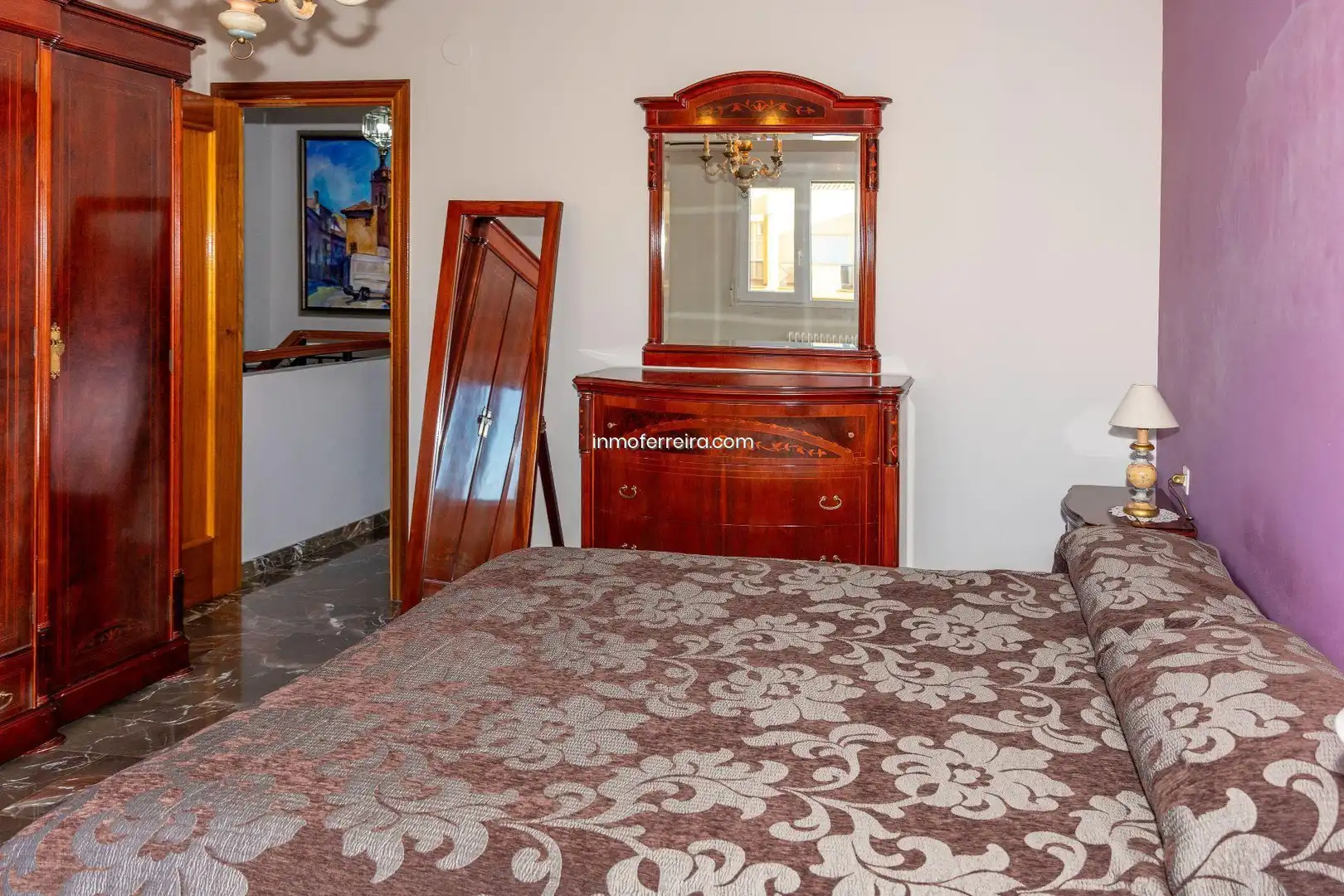 Dormitori de Casa adosada en venda en Guadix amb Aire condicionat, Calefacció i Jardí privat