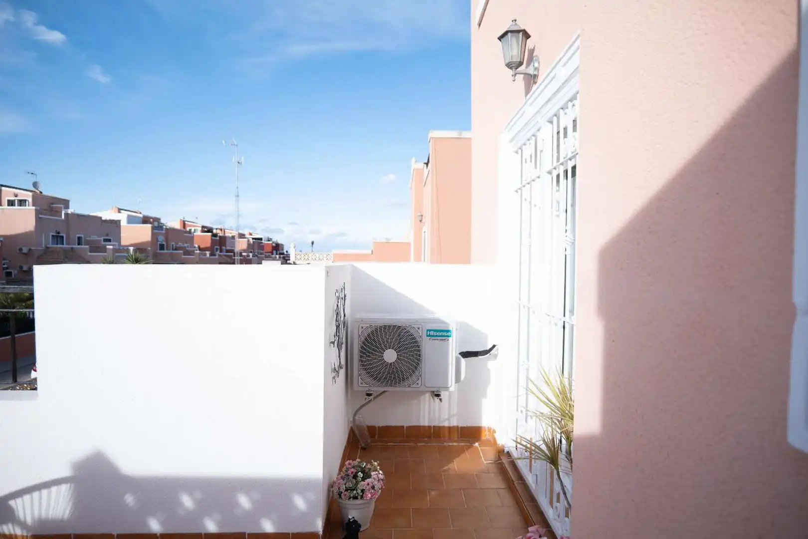 Terrassa de Casa adosada en venda en Los Montesinos amb Aire condicionat, Jardí privat i Terrassa