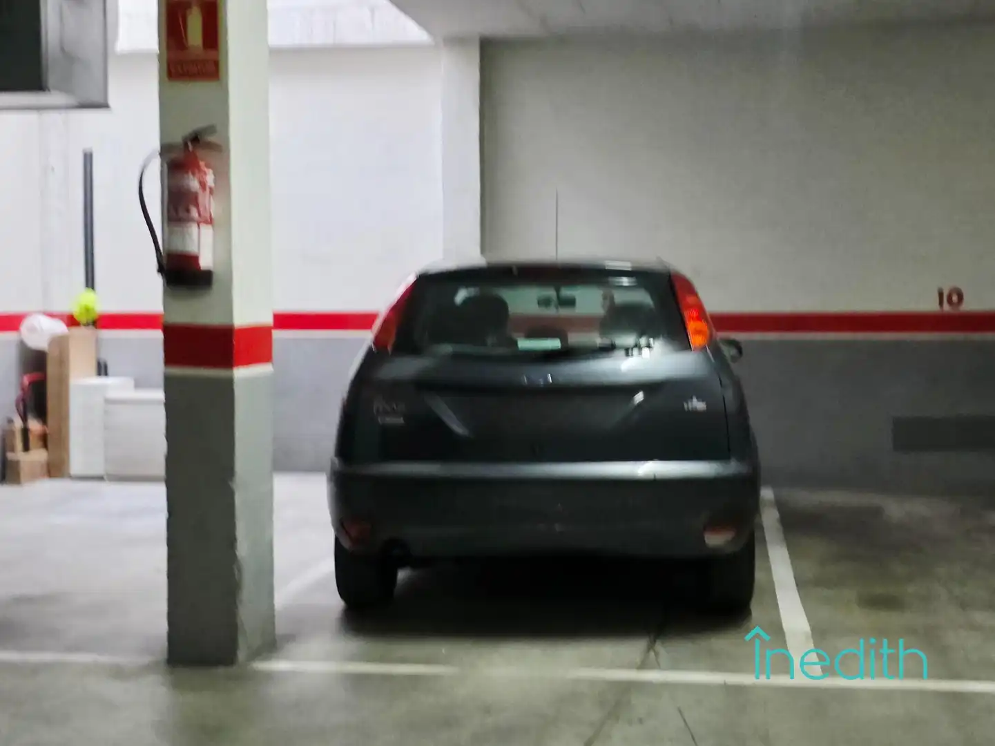 Aparcament de Pis en venda en Viladecans amb Aire condicionat, Calefacció i Terrassa