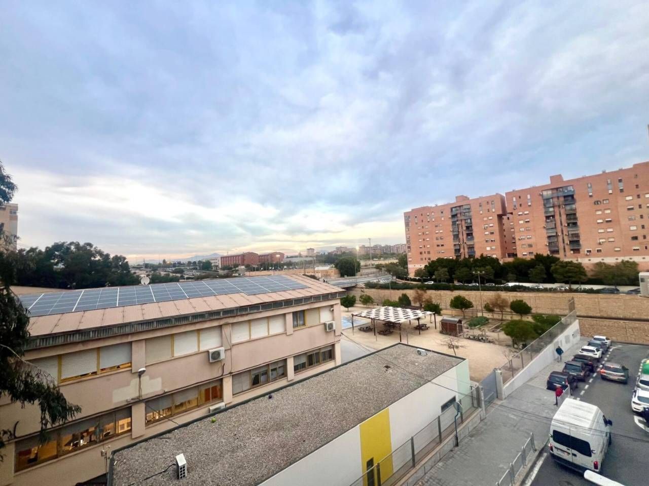 Flat for sale in San Gabriel