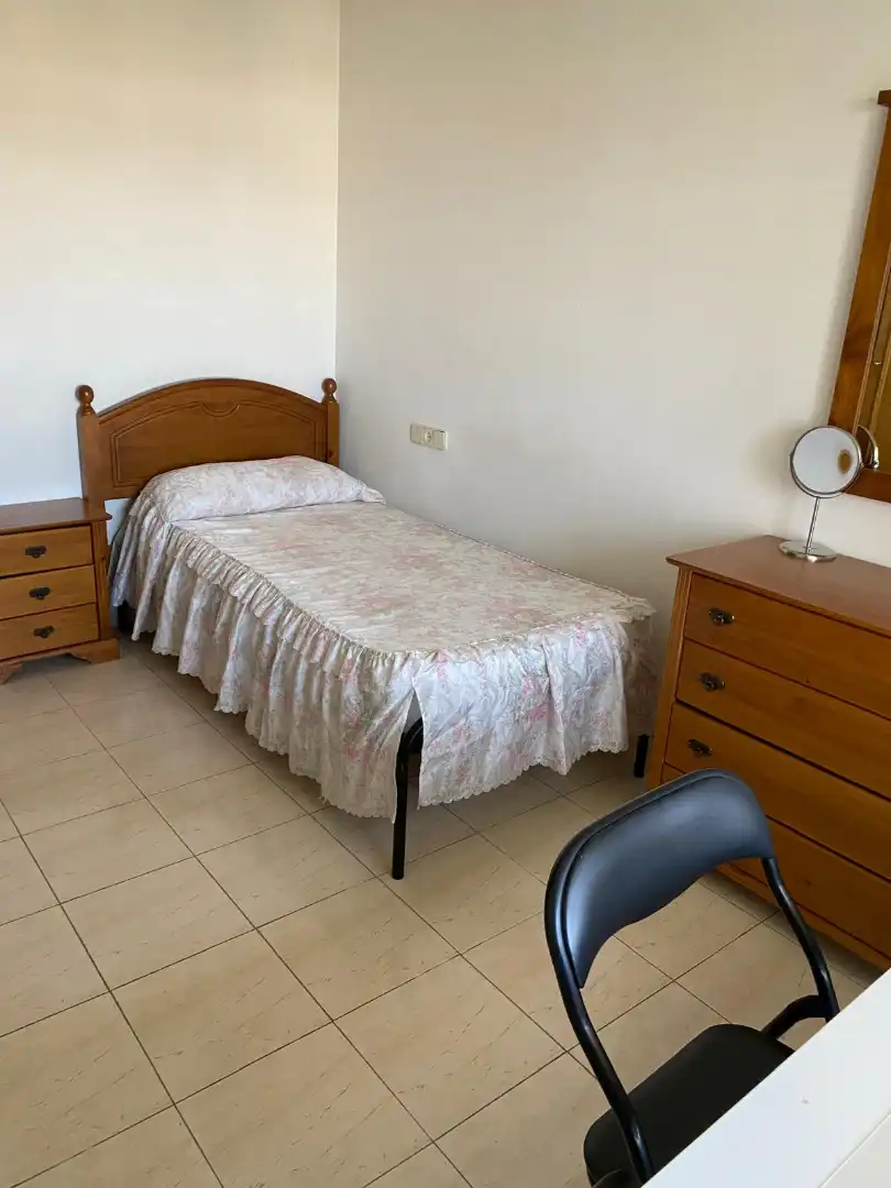 Habitación de Piso para compartir en Centro