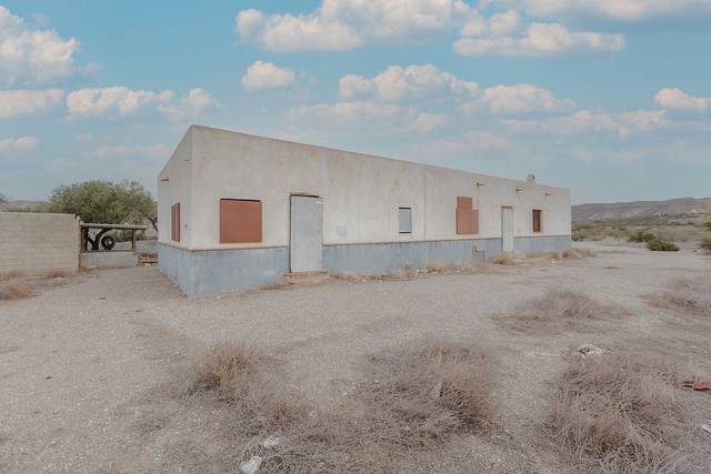 Casa-chalet en Venta en PTt Unibay en Tabernas