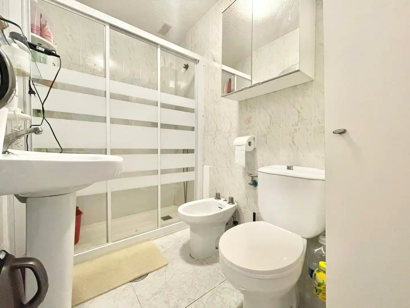 Badezimmer von Wohnungen zur Miete in San Pedro del Pinatar mit Klimaanlage, Heizung und Möbliert