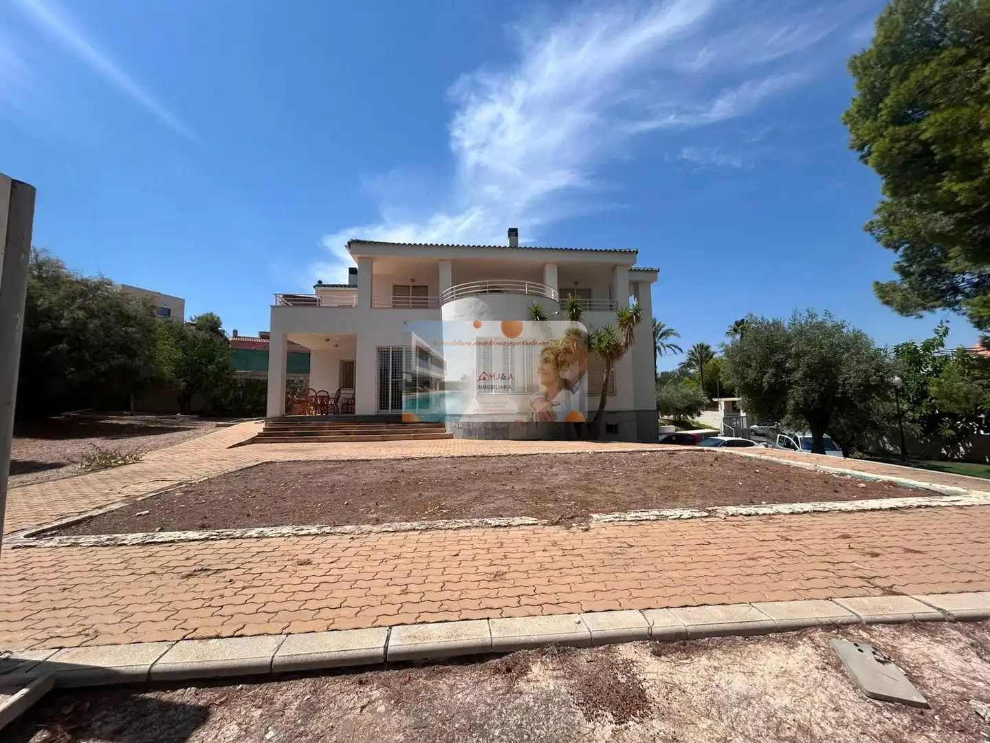 Detached house with terrace for sale in DE LA MORERA