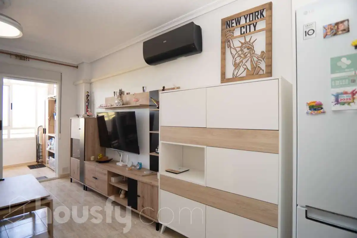 Flat with terrace for sale in Avenida de  Robleda ., imagen 5
