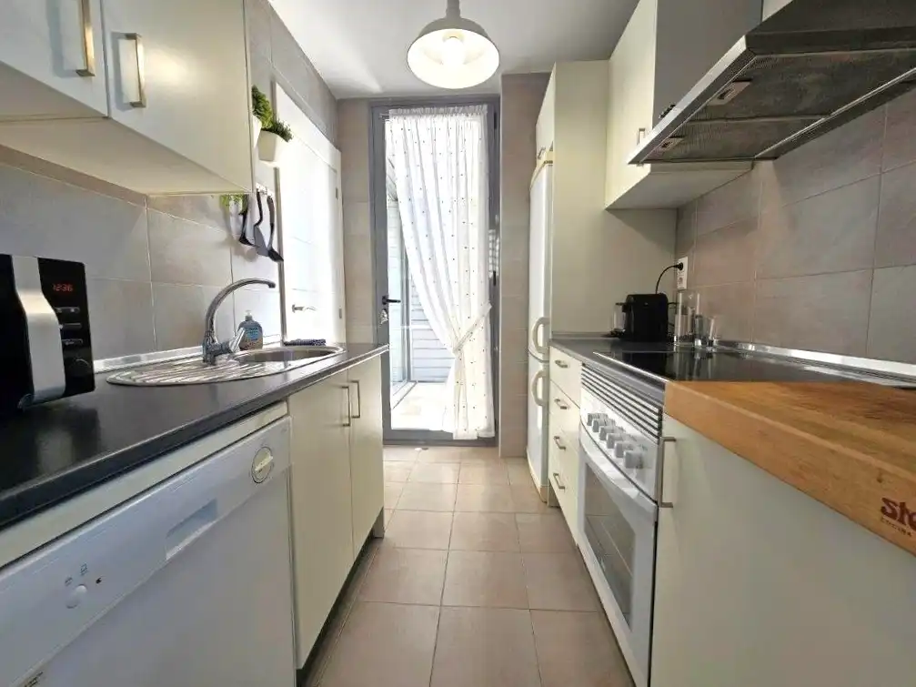 Cocina de Apartamento en venta en Dénia con Aire acondicionado, Terraza y Trastero