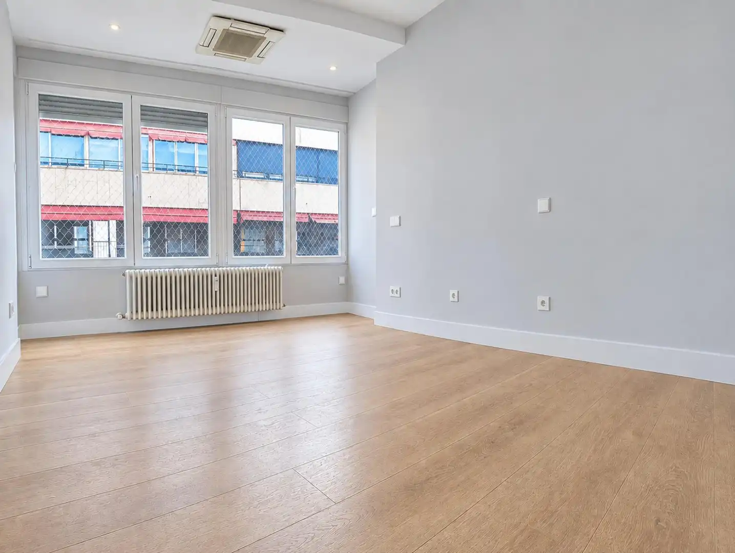 Penthouse with terrace for sale in Avenida REINA VICTORIA, imagen 14