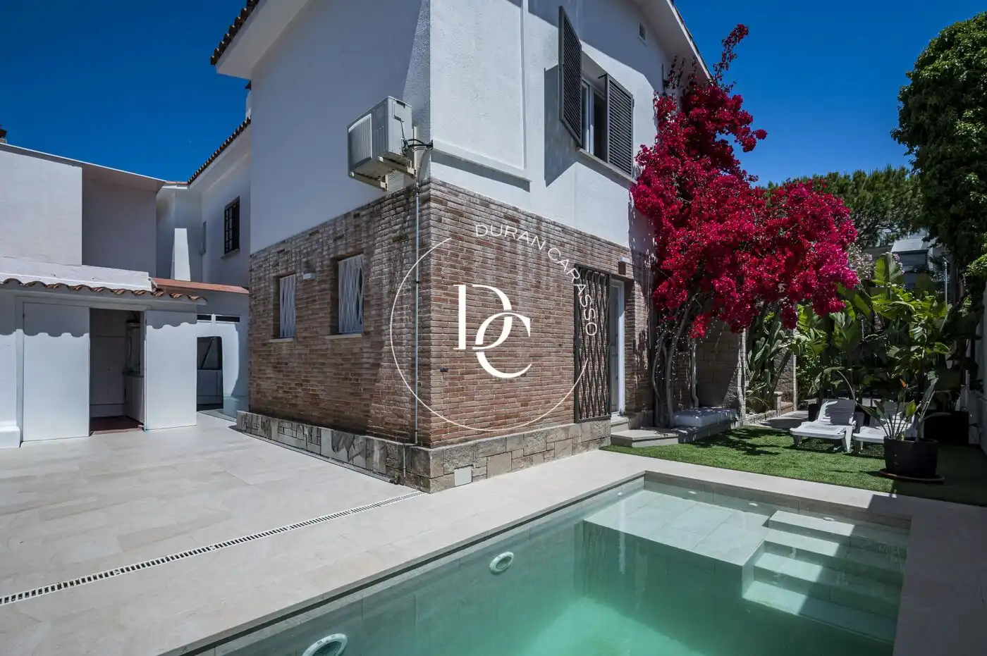 Maison avec piscine à louer à Carrer Reverendo Joan Lloveras