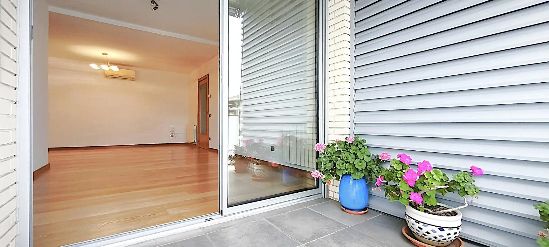 Terrasse von Wohnung zum Verkauf in Badalona mit Klimaanlage, Heizung und Parkett
