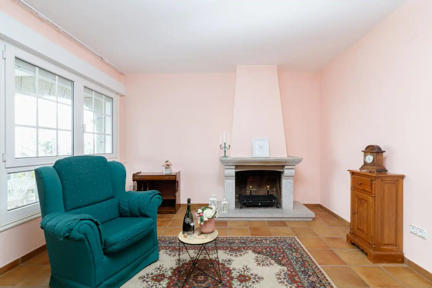 Sala de estar de Casa o chalet en venta en Bueu con Calefacción, Terraza y Amueblado