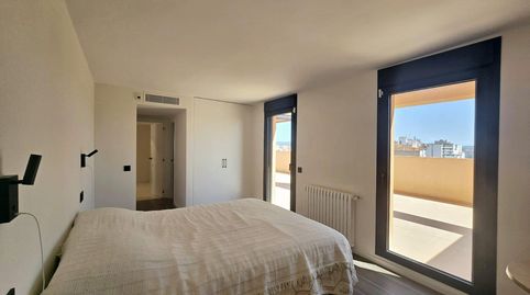 Ático exclusivo con terraza panorámica en Palma, lujo urbano con vistas al mar, ciudad y montaña, Bild 3