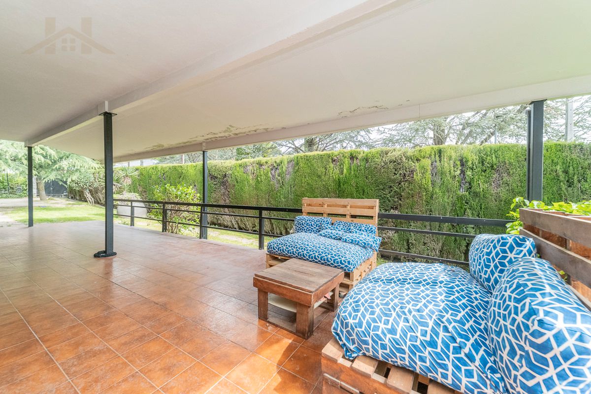 Terrace of House or chalet for sale in Moralzarzal  with Air Conditioner, Private garden and Storage room