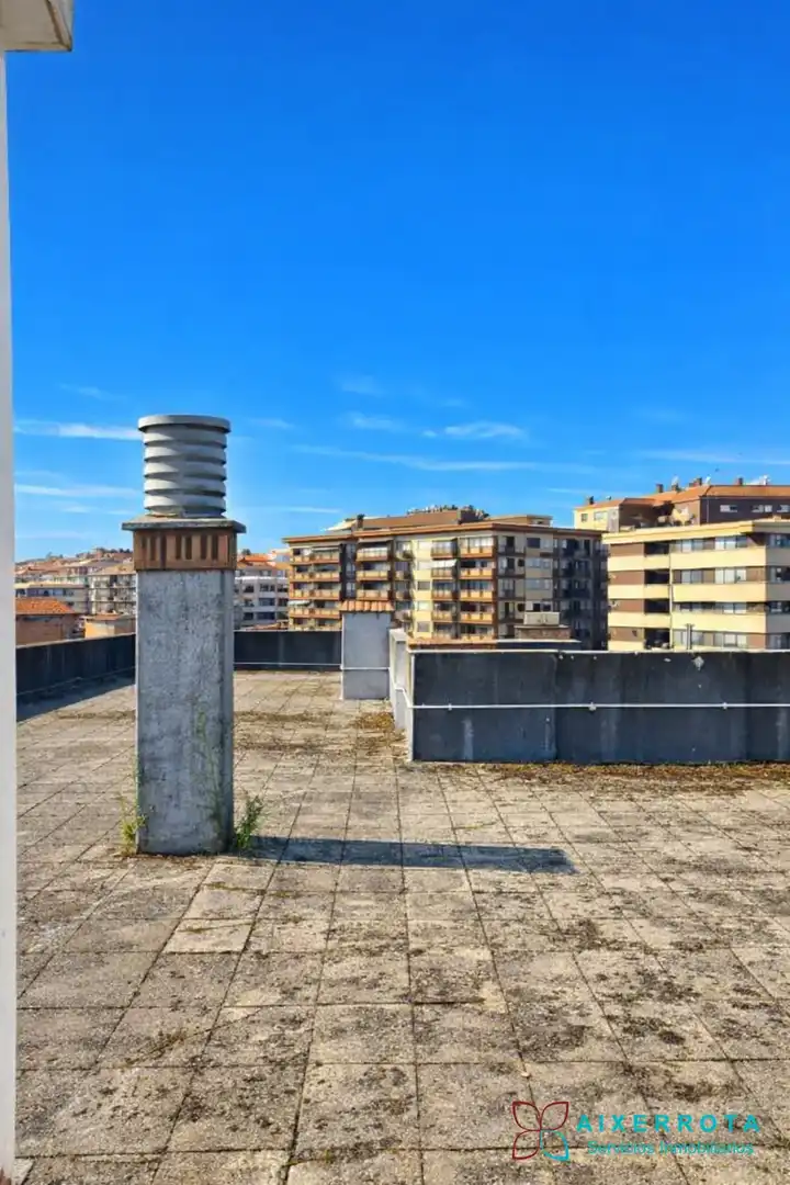 Vista exterior de Apartamento en venta en Getxo  con Calefacción, Terraza y Balcón