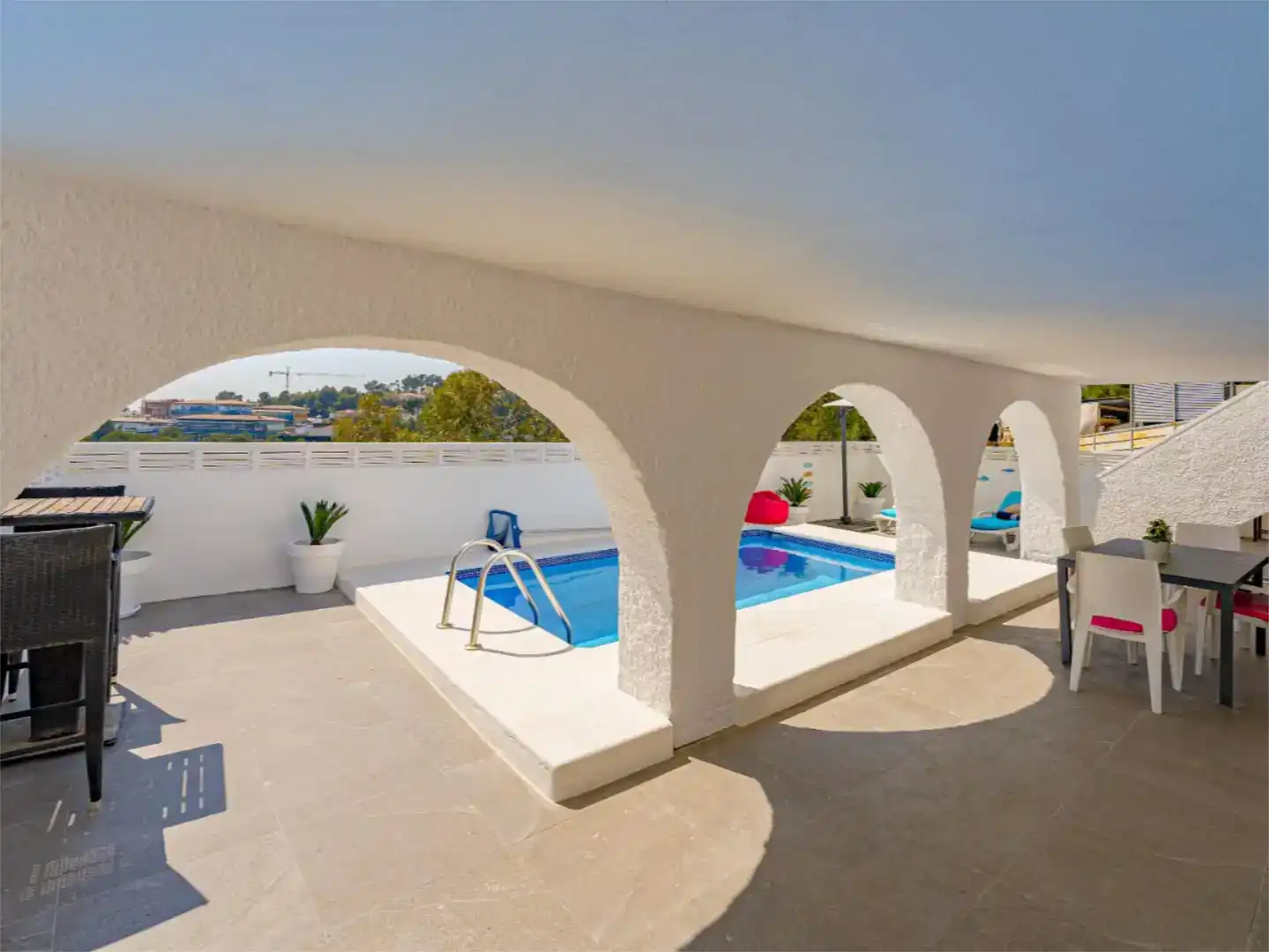 Piscina de Pis en venda en La Nucia amb Aire condicionat, Jardí privat i Piscina