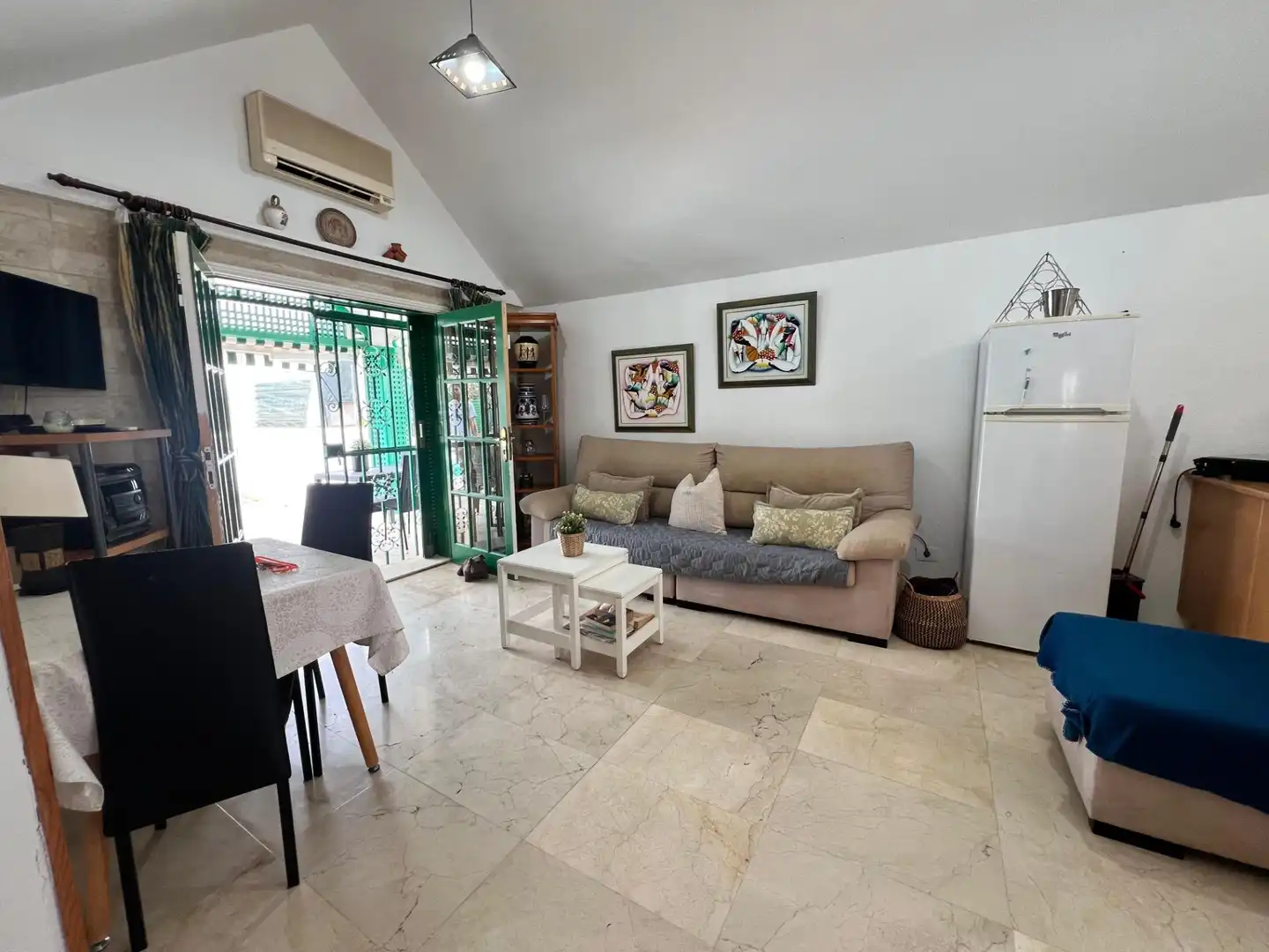 Maison mitoyenne avec piscine à louer à TOUROP KUONI 5, imagen 6