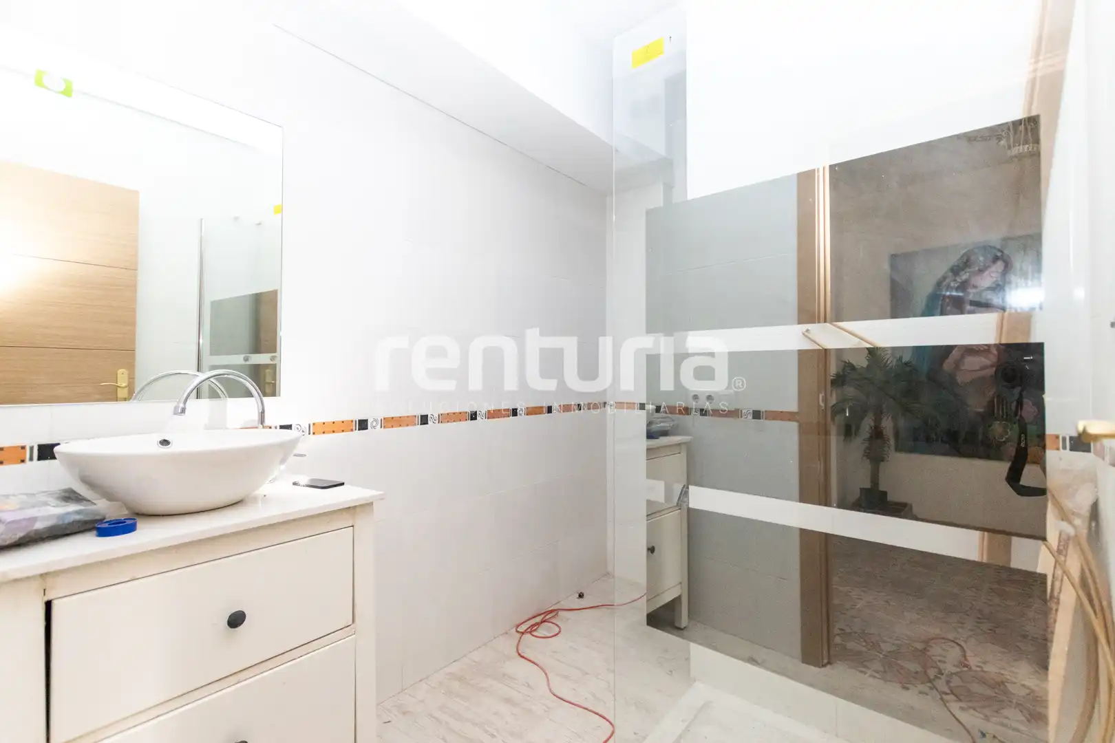 Badezimmer von Dachboden zum Verkauf in La Font de la Figuera mit Terrasse und Balkon