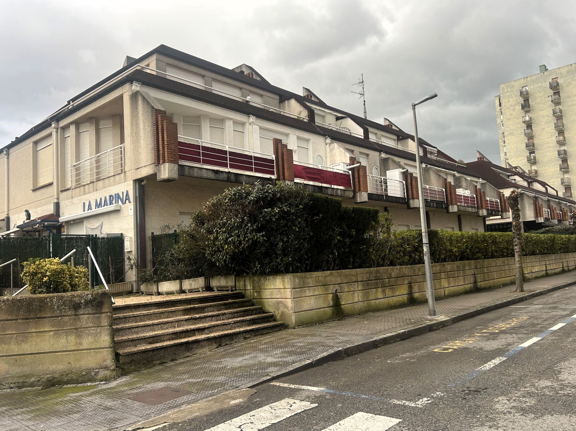Exterior view of Apartment for sale in Laredo  with Heating, Furnished and Washing machine