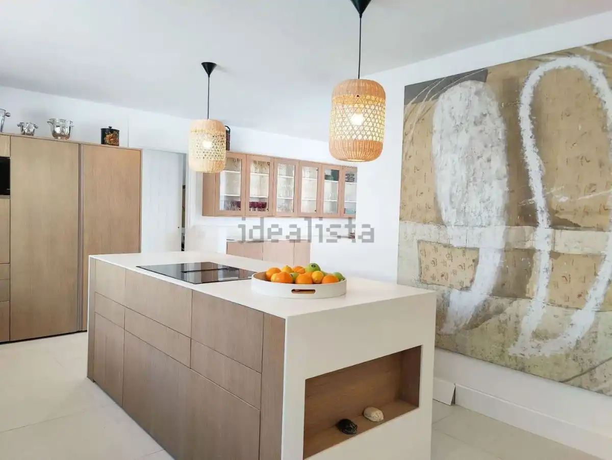 Cuina de Casa o xalet de lloguer en Estepona amb Aire condicionat, Jardí privat i Terrassa