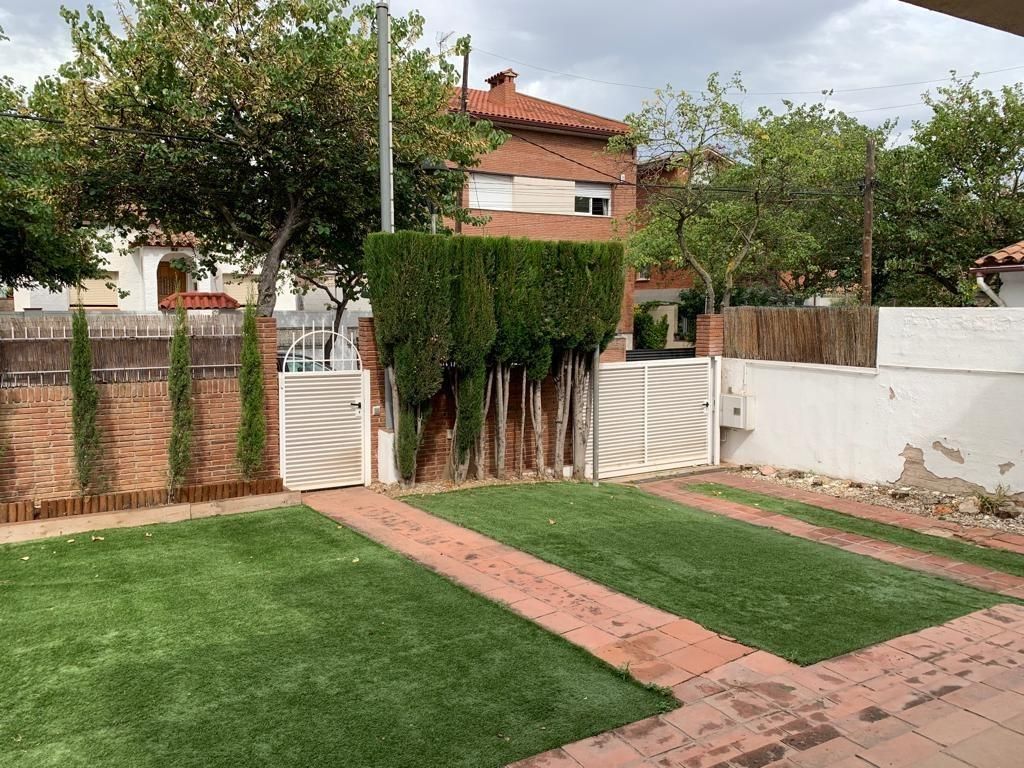 Garden of House or chalet to rent in Montcada i Reixac  with Air Conditioner, Heating and Private garden