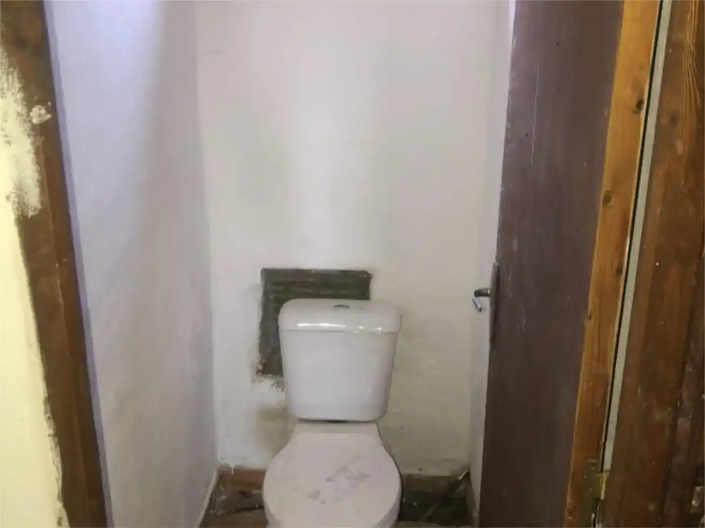 Bany de Finca rústica en venda en La Jonquera amb Balcó