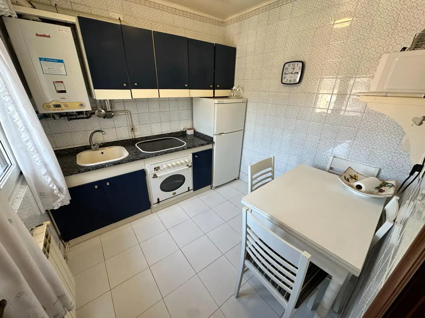 Küche von Wohnung zum Verkauf in Santander mit Terrasse