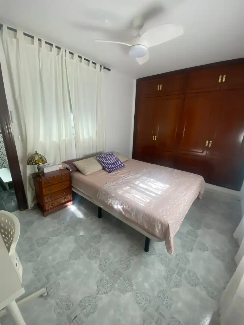 Habitación de Casa o chalet de alquiler en Málaga con Aire acondicionado, Terraza y Amueblado