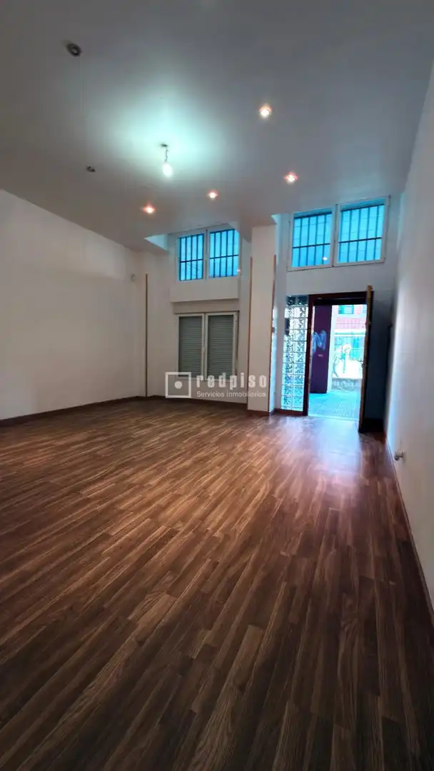 Flat with lift for sale in de Felipe de Diego, imagen 2