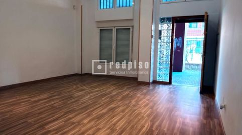 Foto 2 de Piso en venta en De Felipe de Diego, Palomeras Bajas, Madrid Capital