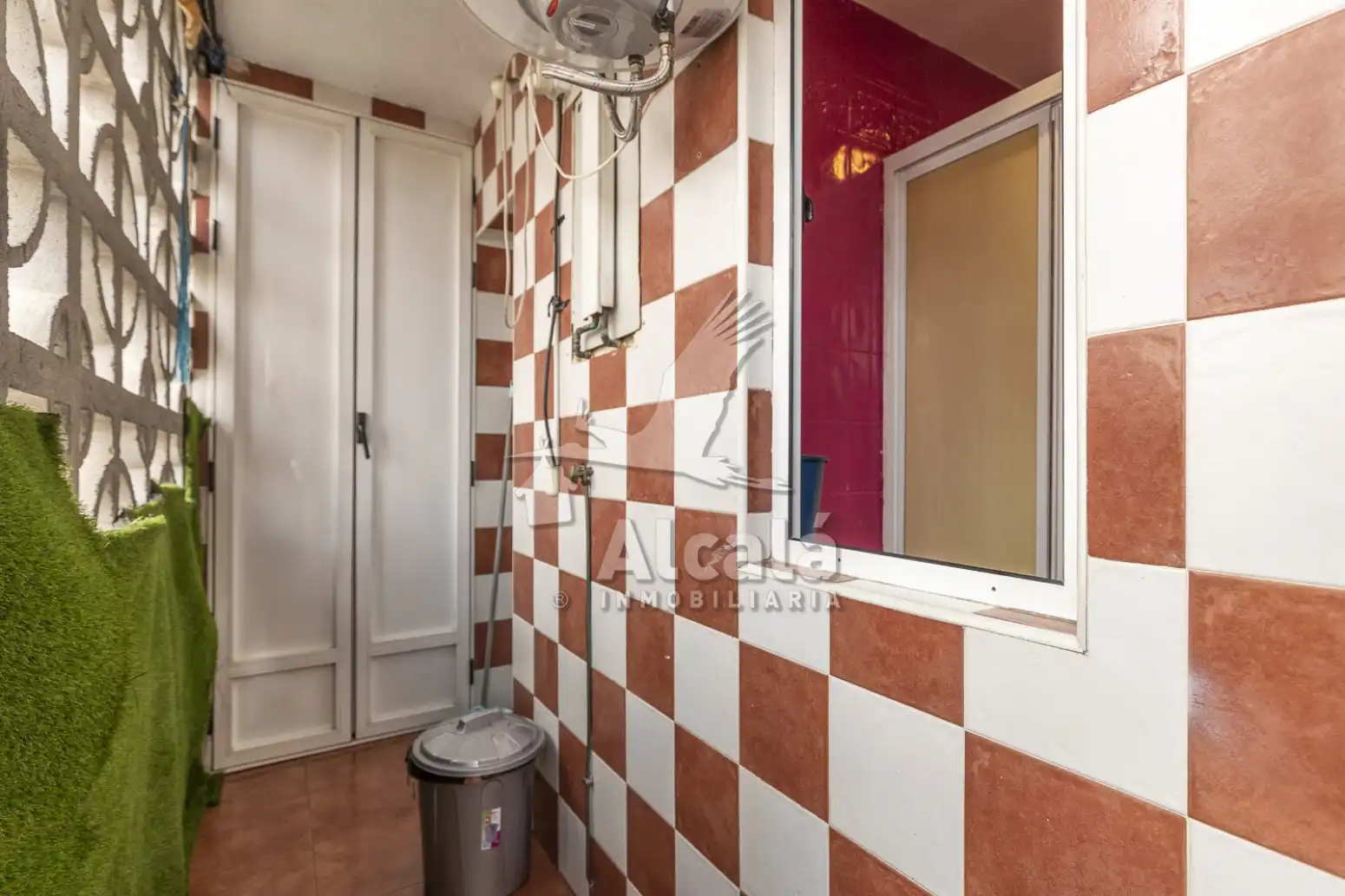 Cocina de Piso en venta en Madrid con Calefacción y Terraza