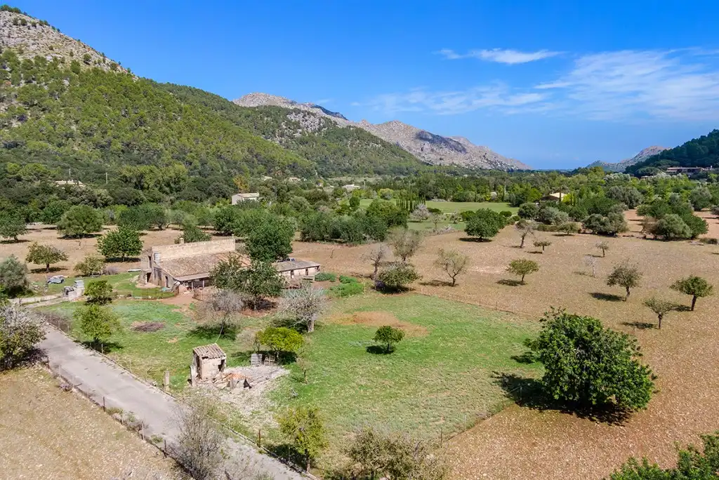 Finca rústica en venta en Pollença con Jardín privado