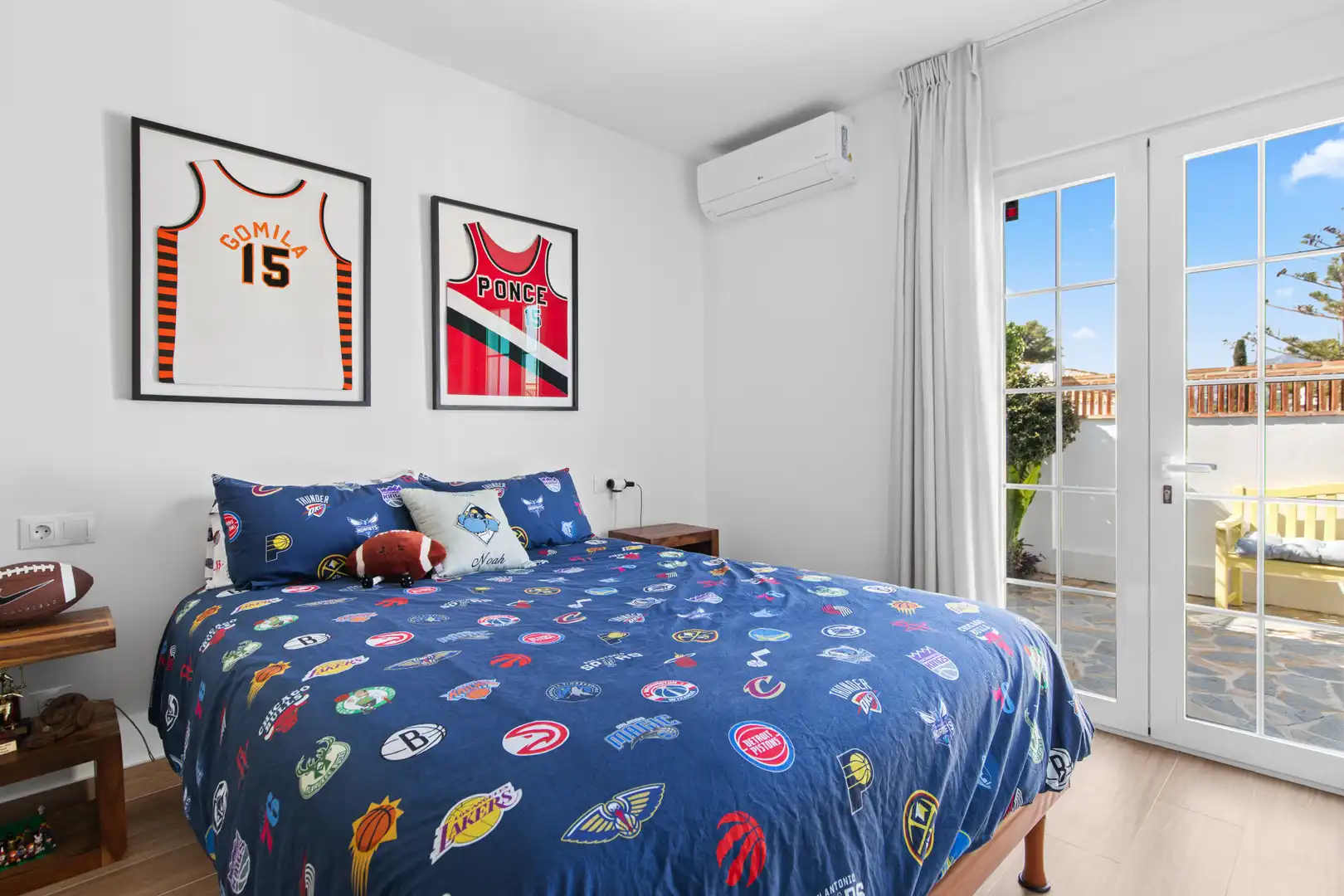 Dormitori de Casa adosada en venda en Marbella amb Aire condicionat, Jardí privat i Terrassa