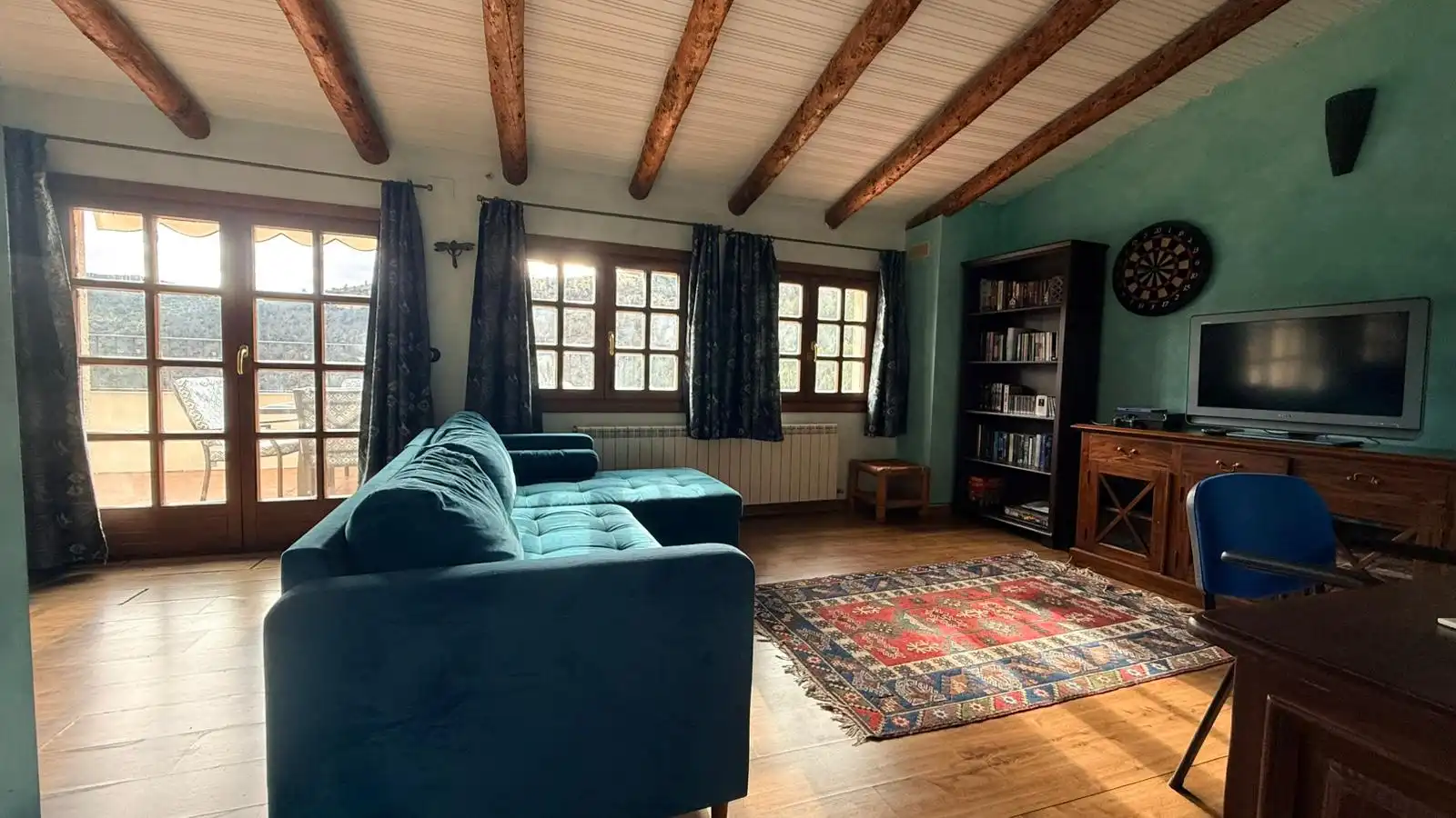 Sala de estar de Casa adosada en venta en Castellote con Calefacción, Terraza y Trastero