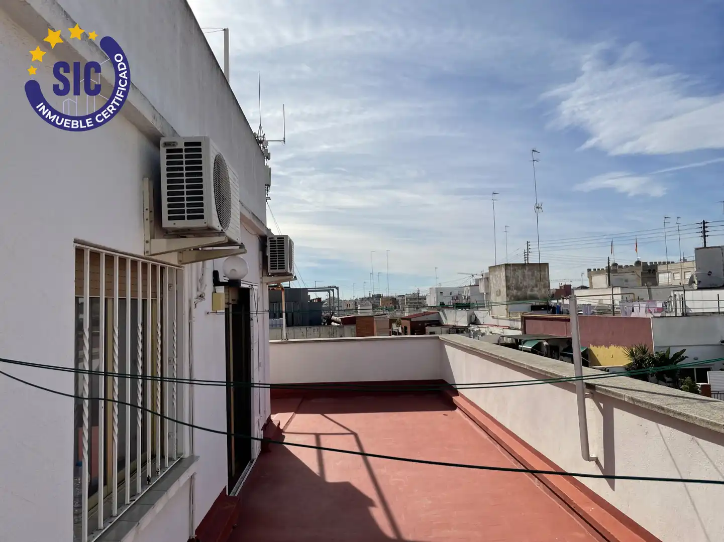 Vista exterior de Àtic en venda en Valencia amb Aire condicionat, Calefacció i Parquet