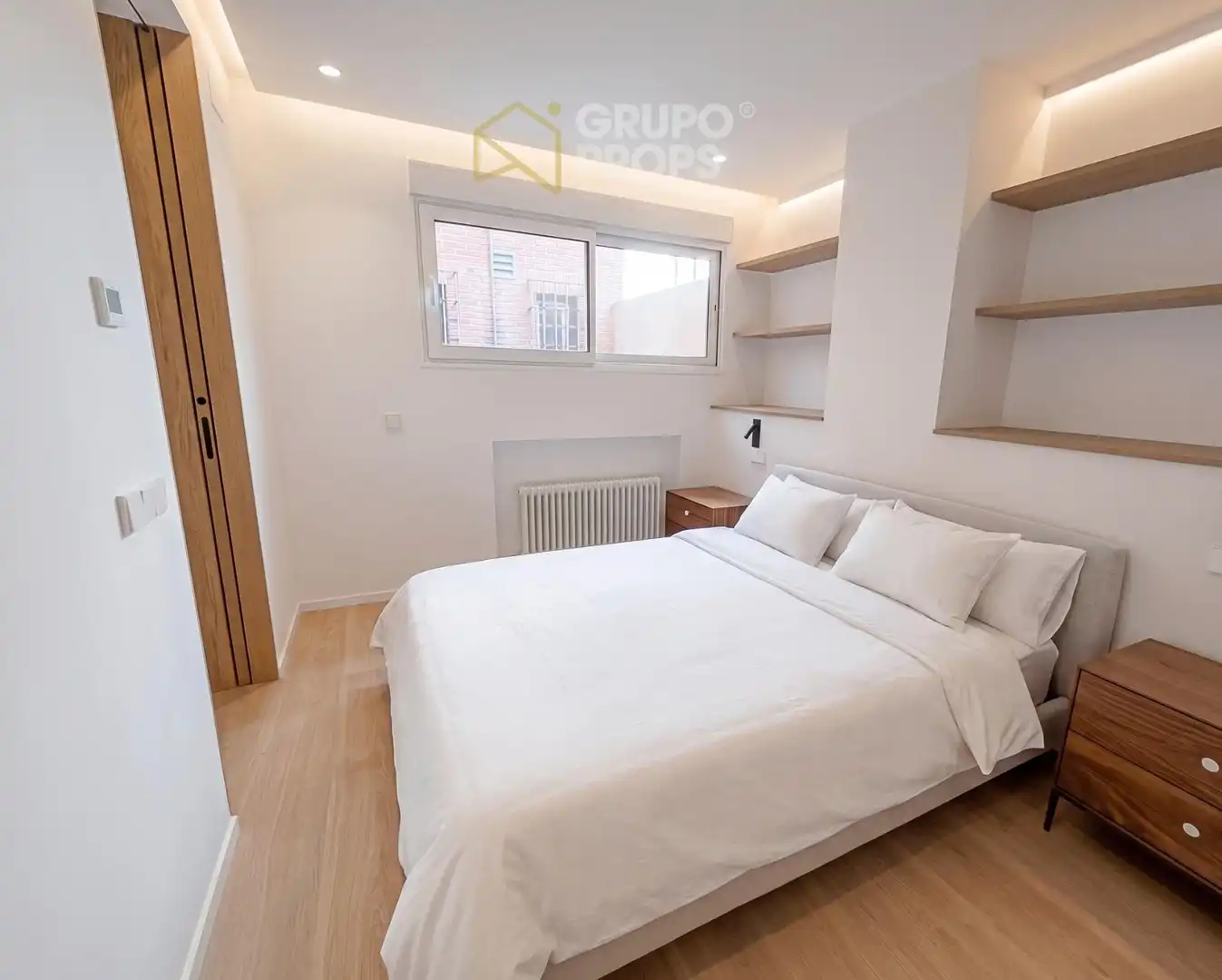 Habitación de Apartamento en venta en Madrid con Calefacción y Amueblado