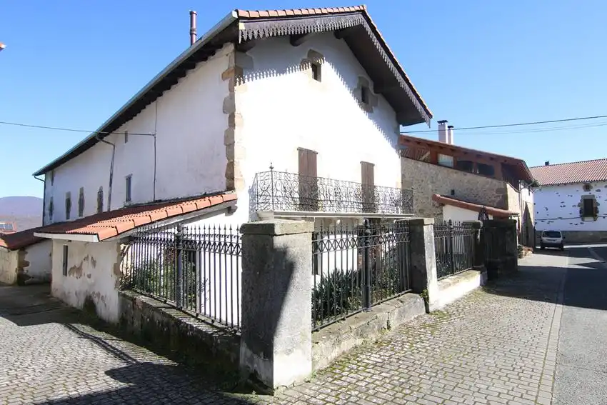 Vista exterior de Finca rústica en venta en Urdiain con Trastero y Balcón