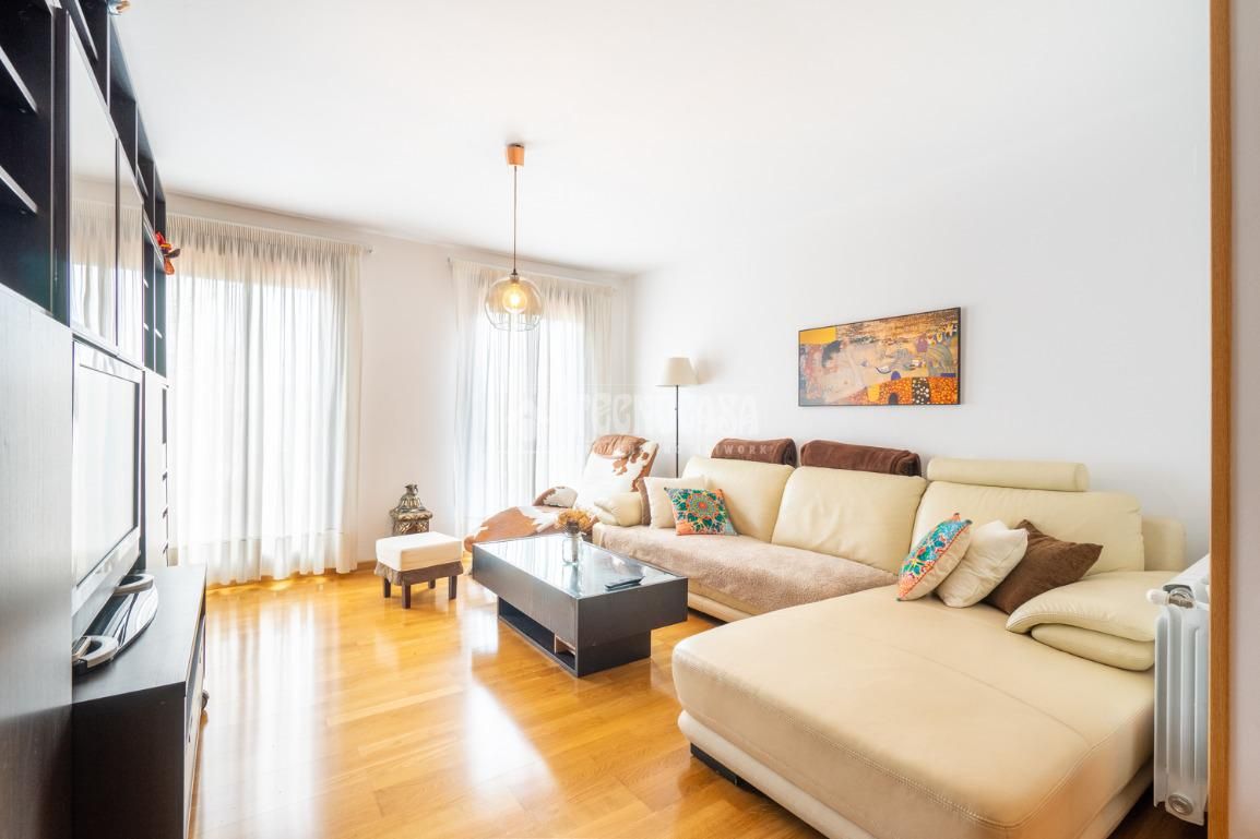 Living room of Single-family semi-detached for sale in Colmenar Viejo  with Private garden and Terrace