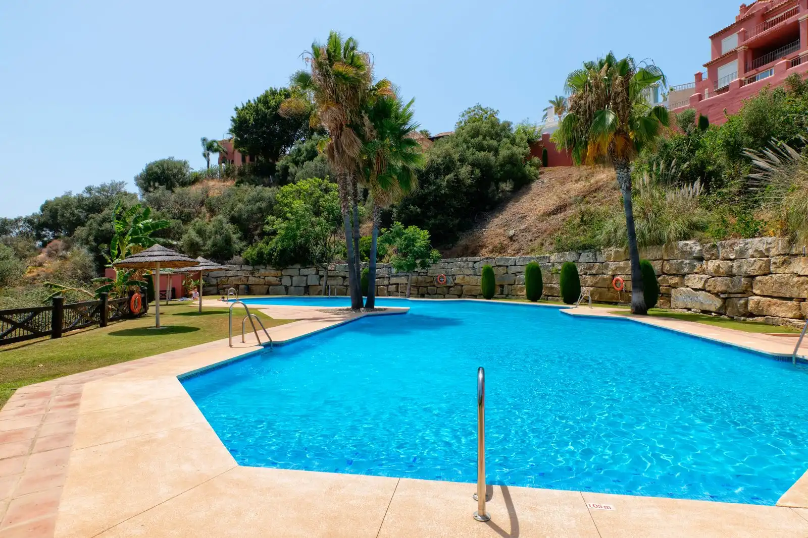 Apartamento con piscina en venta en La Quinta, imagen 21