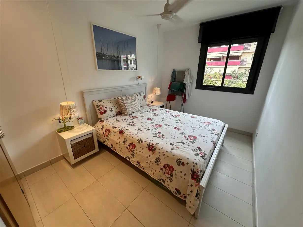 Apartamento de alquiler en Carrer Mestral, Port - Horta de Santa María