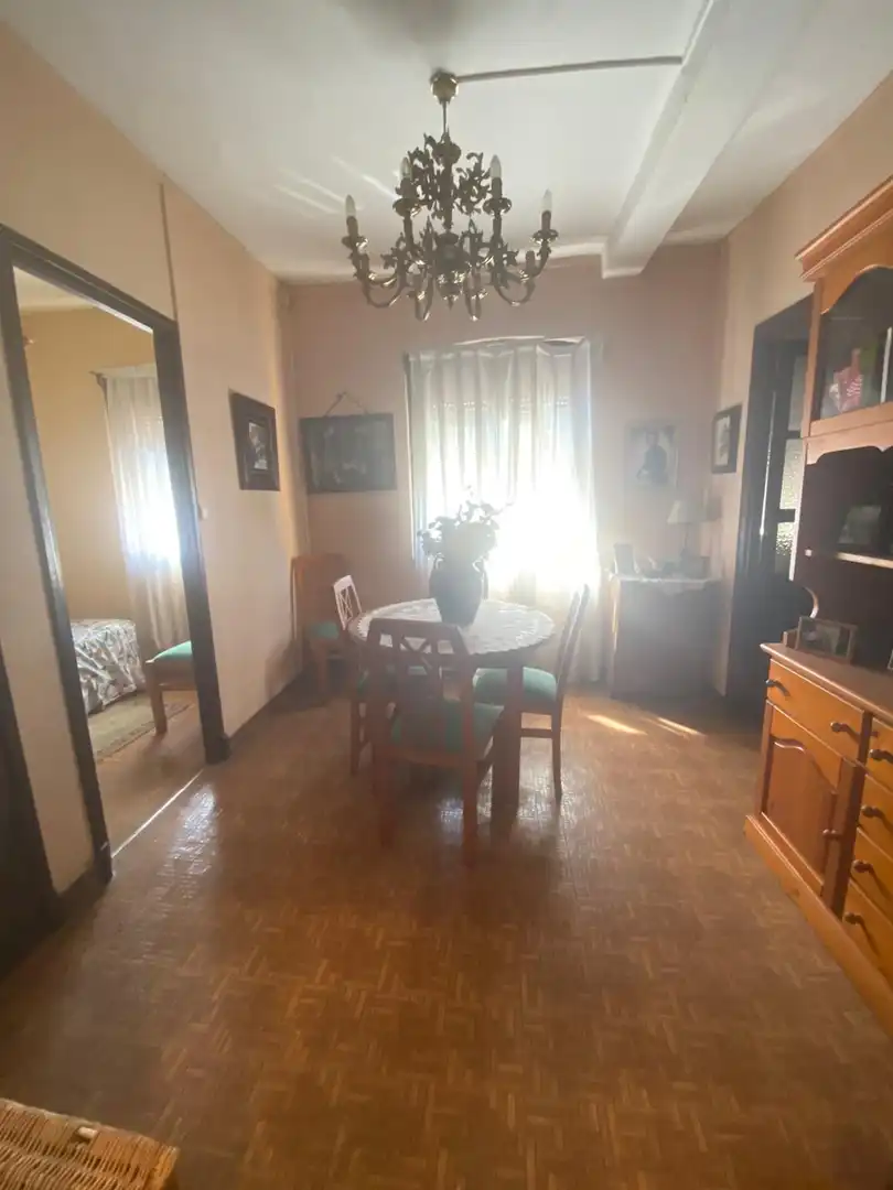 Esszimmer von Einfamilien-Reihenhaus zum Verkauf in Langreo mit Terrasse und Abstellraum