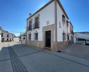 Vista exterior de Casa o xalet en venda en Cuevas del Becerro amb Terrassa i Balcó