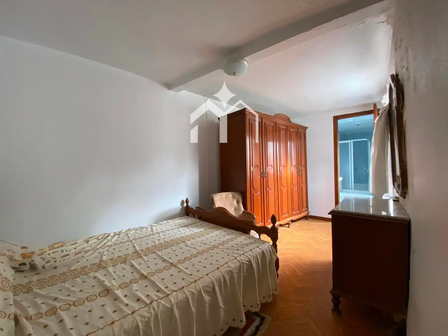Habitación de Casa o chalet en venta en Cangas  con Amueblado