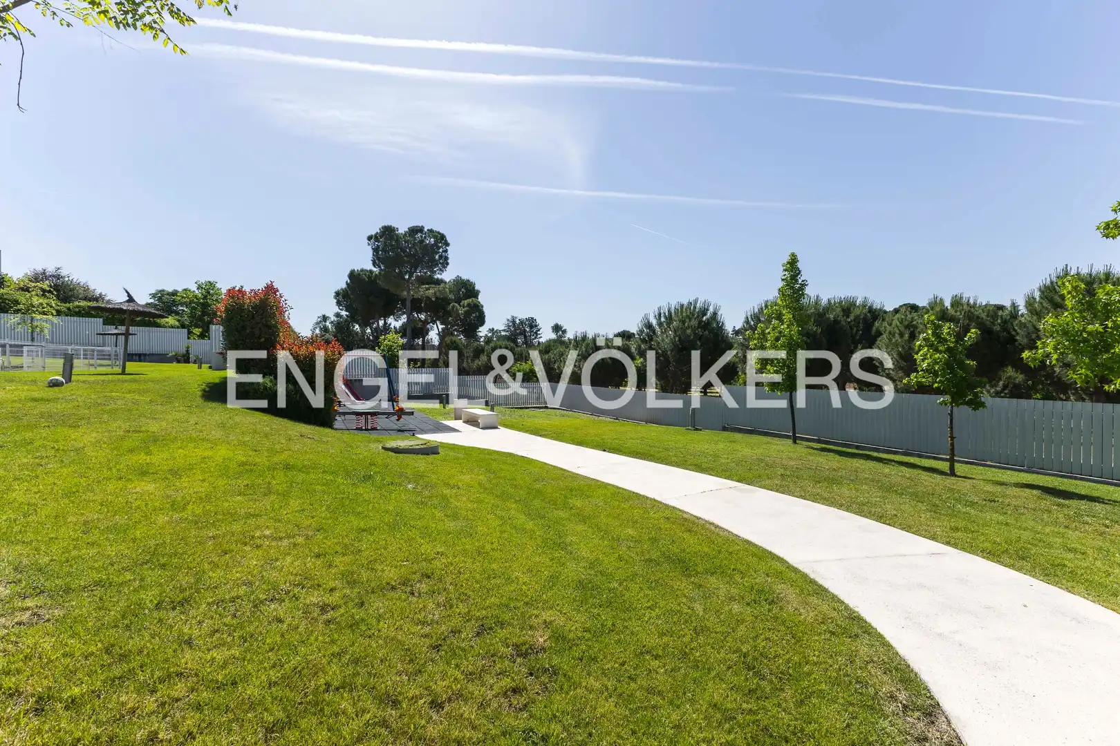 Apartamento en venta en Pozuelo de Alarcón con Aire acondicionado, Calefacción y Jardín privado