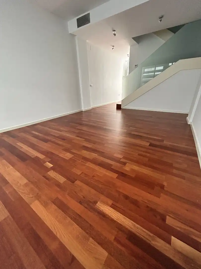 Dúplex de alquiler en Sevilla con Aire acondicionado, Calefacción y Parquet