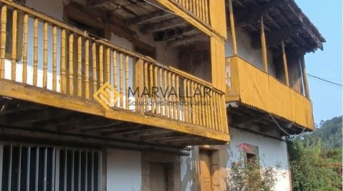 Se vende casa de 174 m2 para reformar en el pueblo de Entrambasmestas a 3 km de AlcedaOntaneda. La casa está adosada a otra vivien, Bild 2