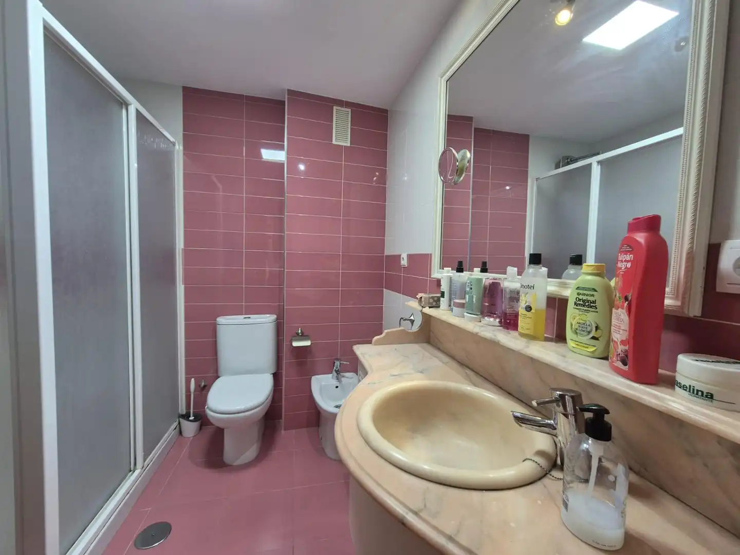 Badezimmer von Wohnung zum Verkauf in El Ejido mit Klimaanlage, Abstellraum und Möbliert