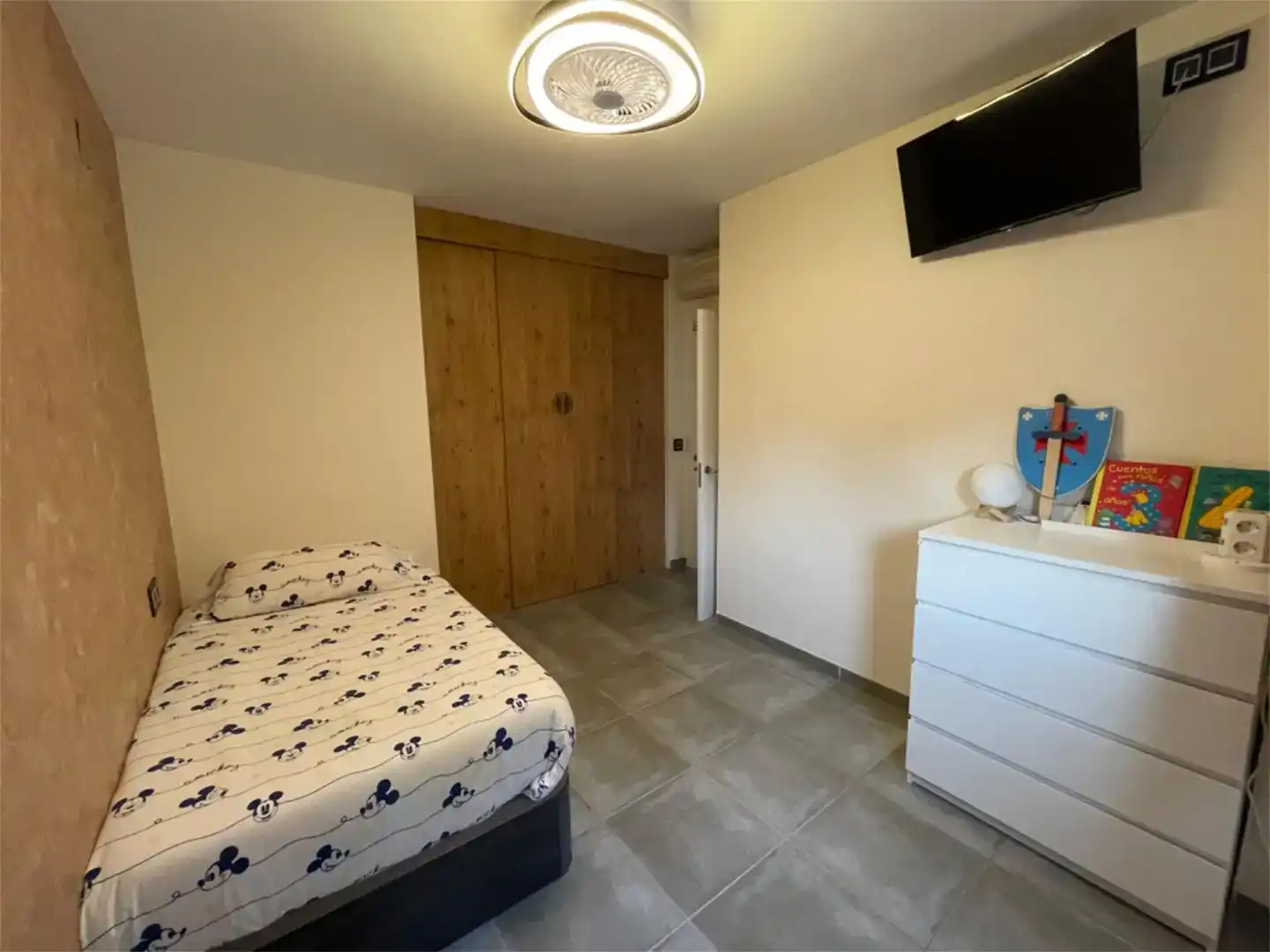 Dormitori de Casa adosada en venda en L'Alcora amb Aire condicionat i Piscina