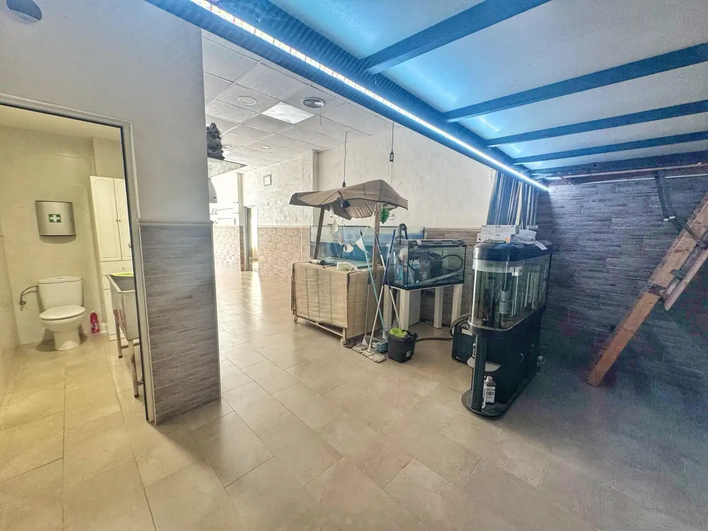 Locale commerciale in vendita a Fraternidad, imagen 3