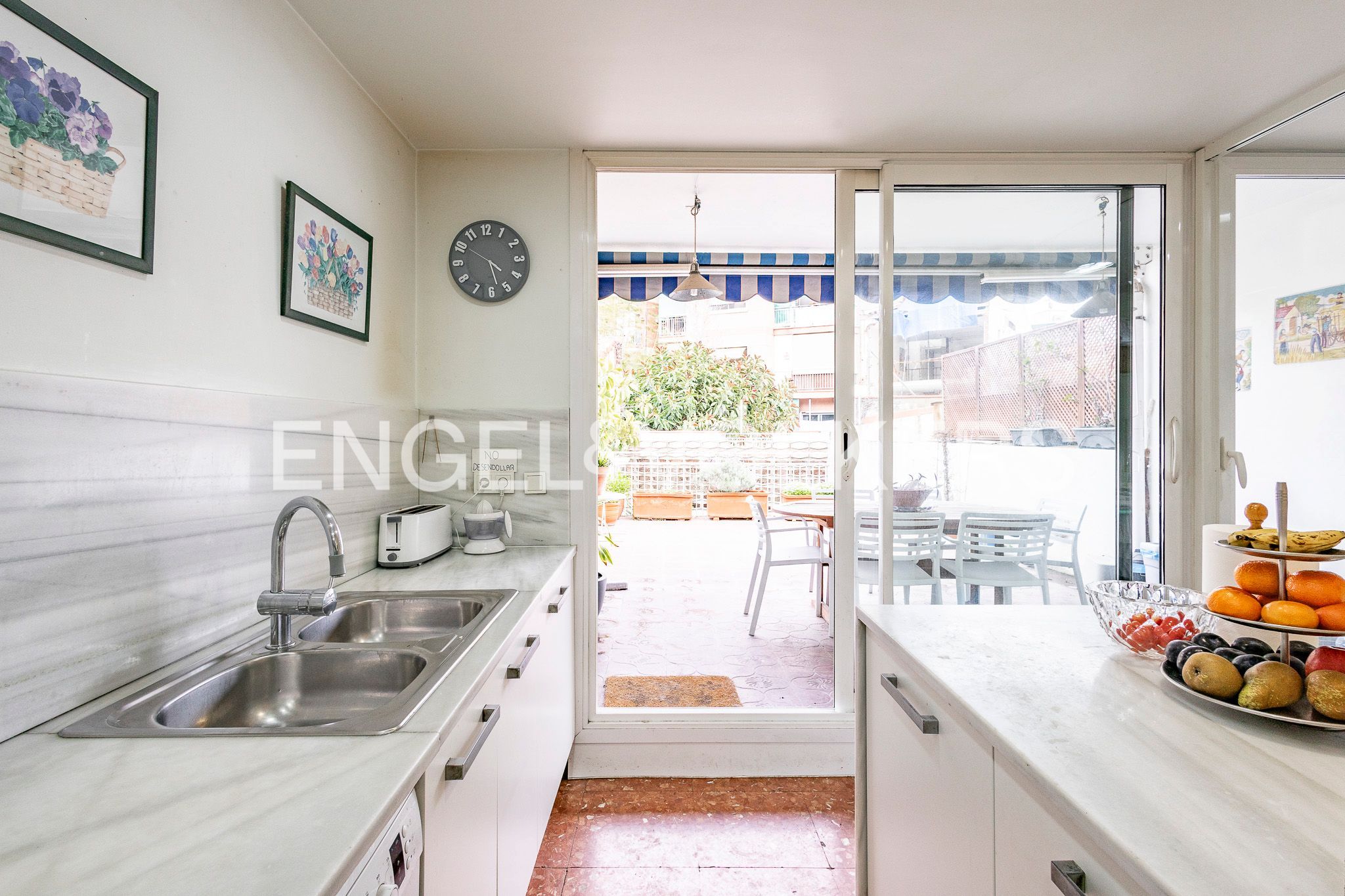 Kitchen of Houses for sale in Sant Joan Despí  with Air Conditioner, Heating and Private garden