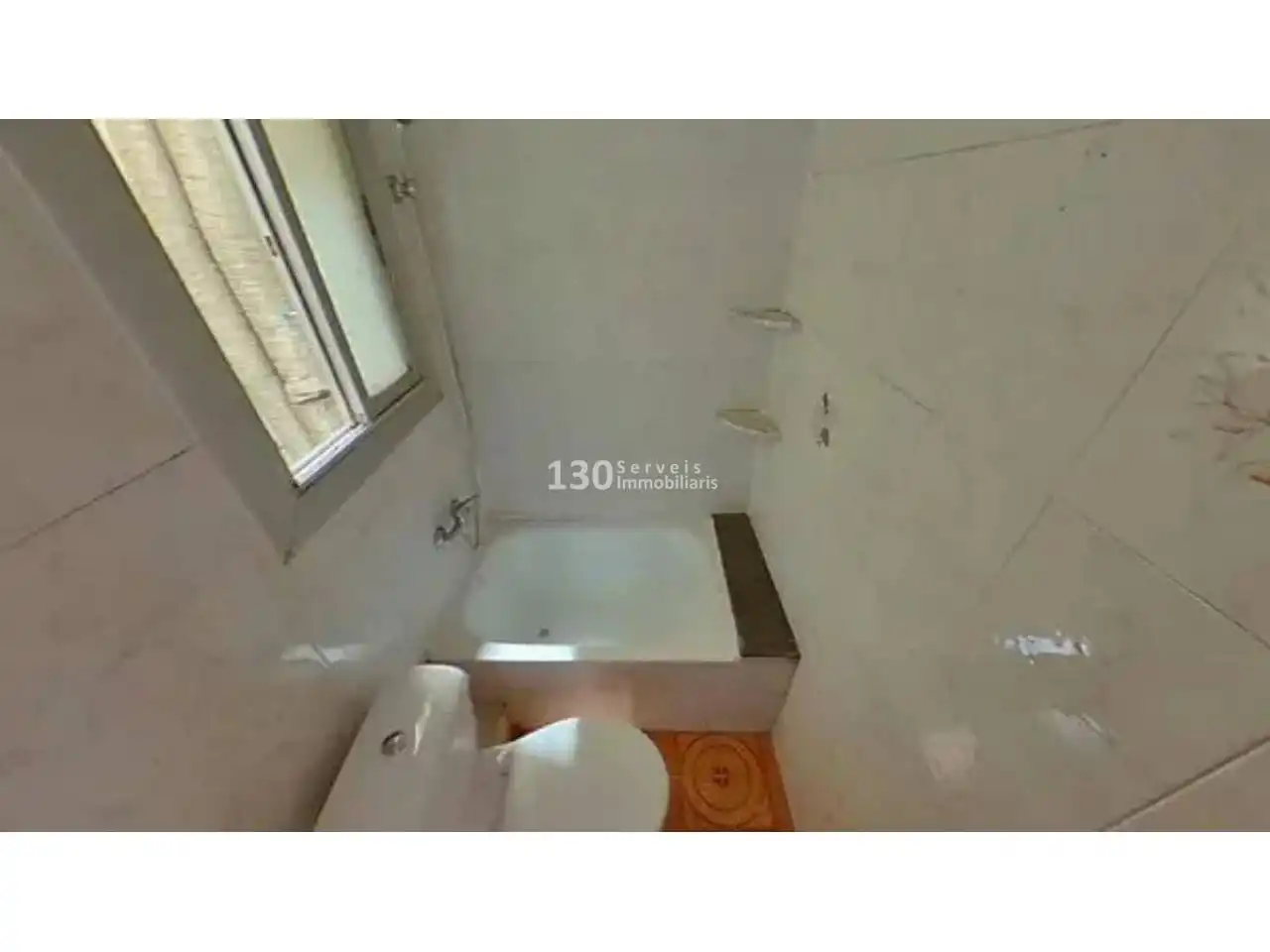 Baño de Ático en venta en Artigues - Llefià