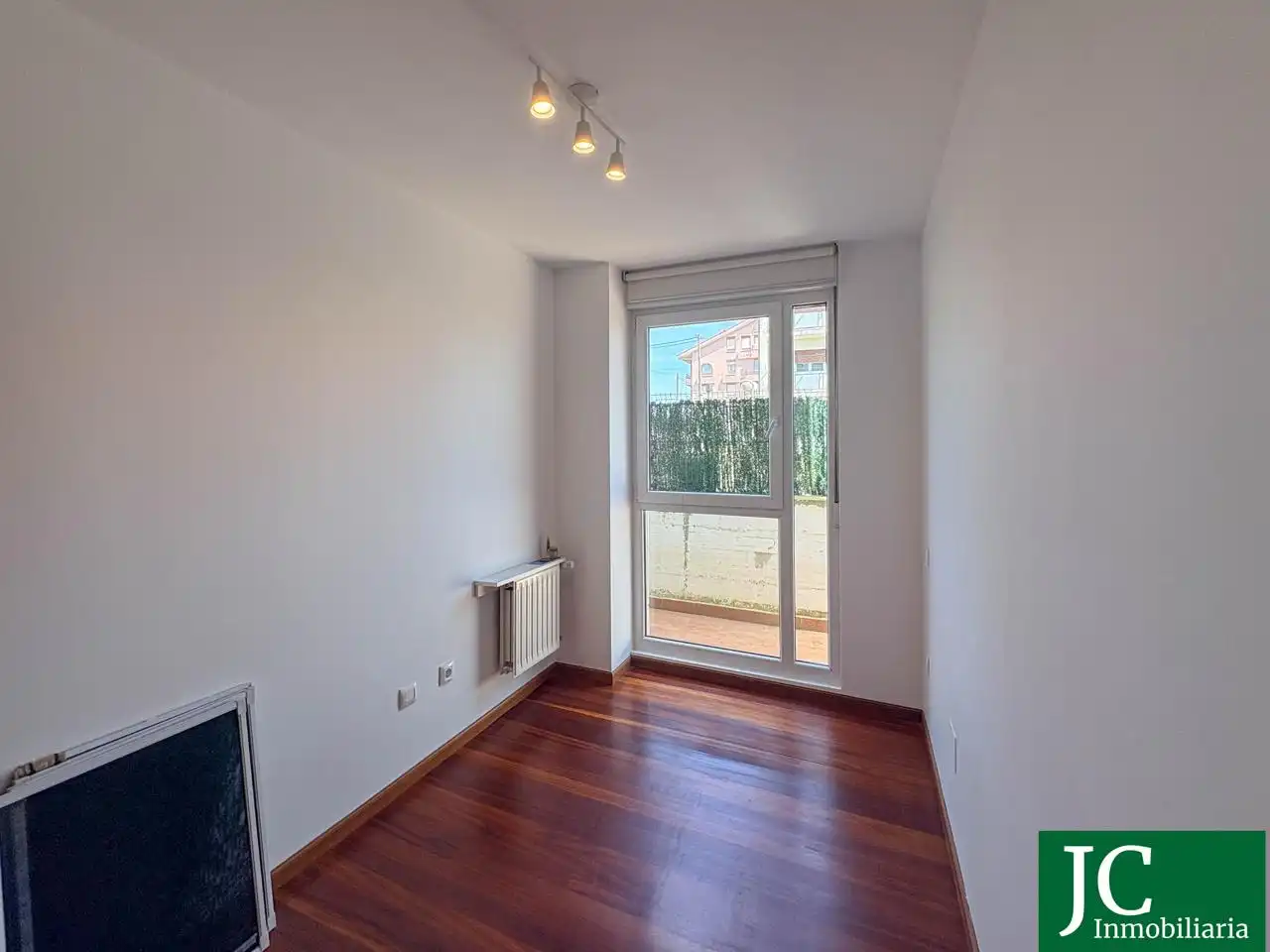 Habitación de Planta baja en venta en Bárcena de Cicero con Calefacción, Jardín privado y Terraza